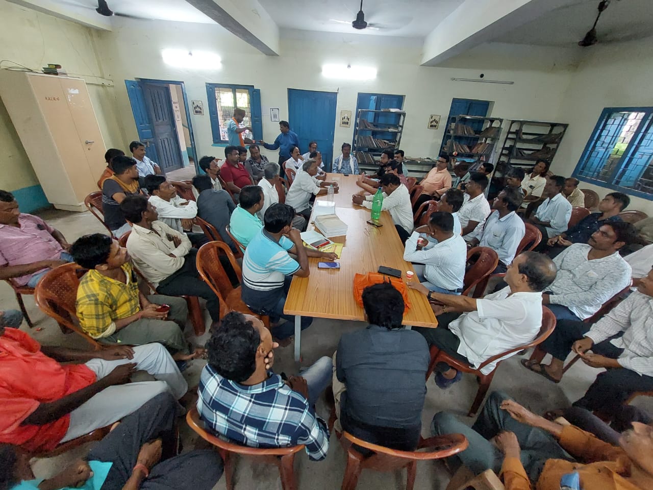বাঁকুড়ার চাঁন্দু ডাঙ্গা গ্রামের মা মহামায়া সার্বজনীন দুর্গাপূজা কমিটির বিশেষ বৈঠক।