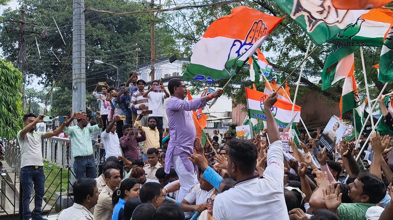জ্ঞানেশ কুমারের অপসারণ ও পদত্যাগের দাবিতে বীরভূমে কংগ্রেসের বিক্ষোভ, ডেপুটেশন