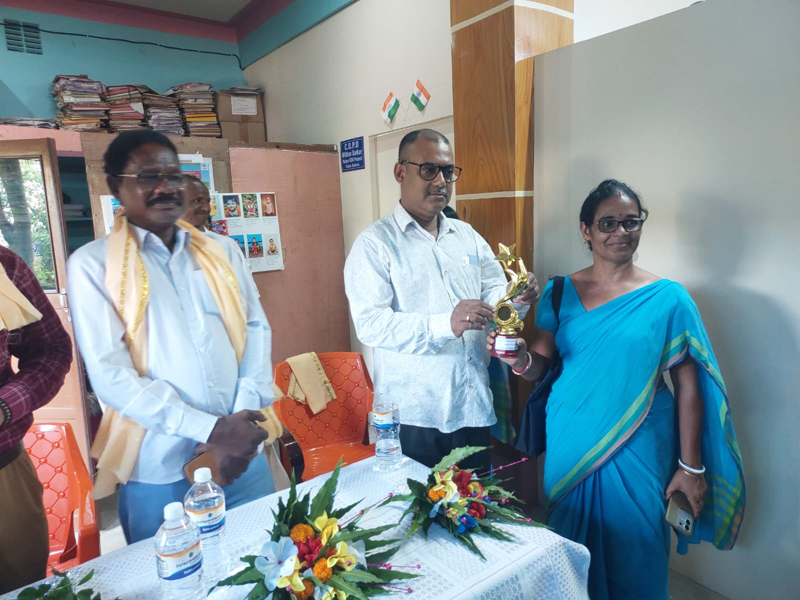 রাইপুরে আইসিডিএস কর্মী ও সহায়িকাদের সম্মানিত করা হলো