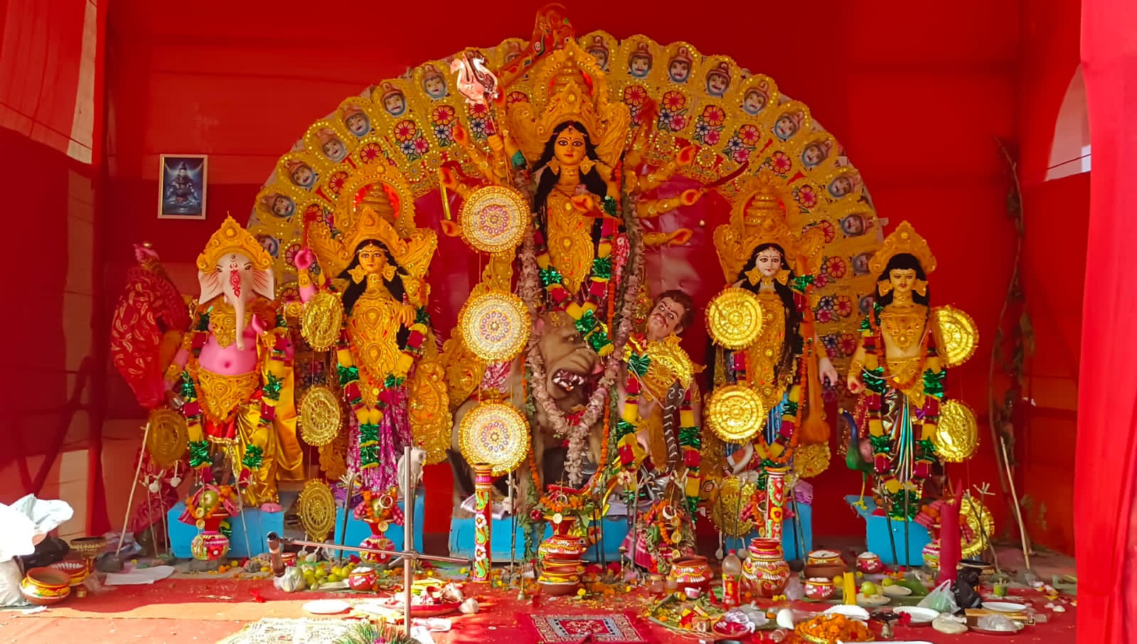 ইছামতির তীরে দুর্গাপুজো, টাকিতে পর্যটকদের উৎসবের আনন্দ দিতে অভিনব উদ্যোগ হোটেল কর্তৃপক্ষের