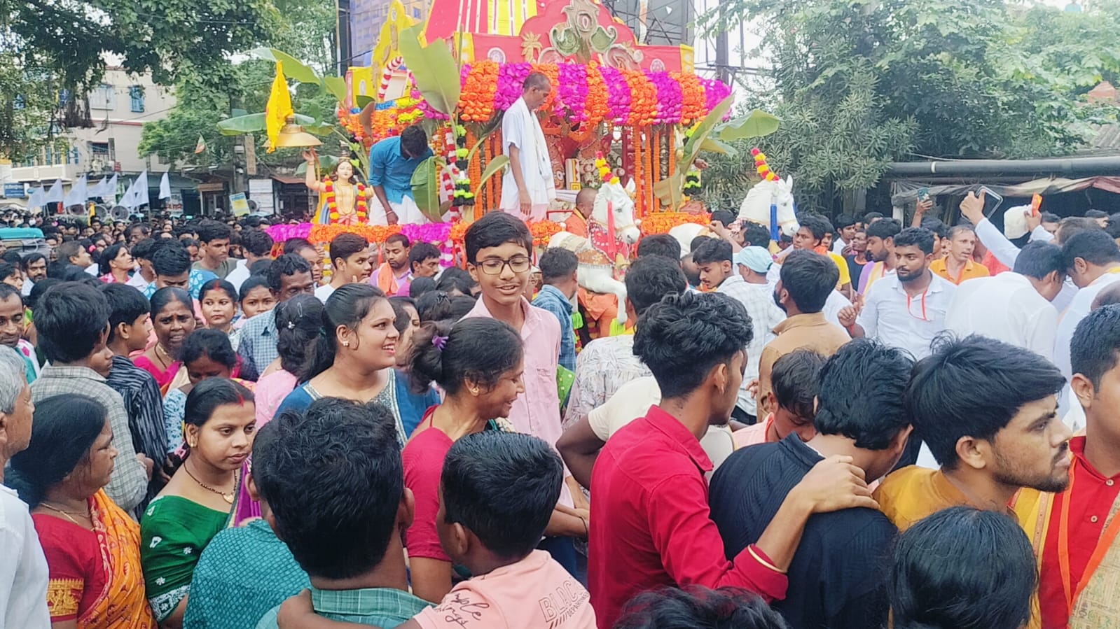 ভাতারে ঐতিহ্যবাহী রথযাত্রা উৎসব