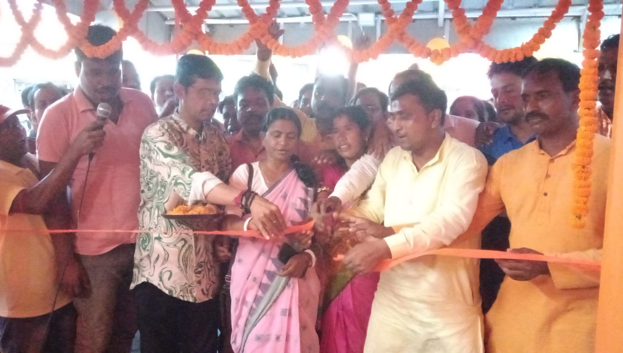 খয়রাসোলে বিজেপির নতুন কার্যালয়ের উদ্বোধনে বিধায়ক অনুপ কুমার সাহা