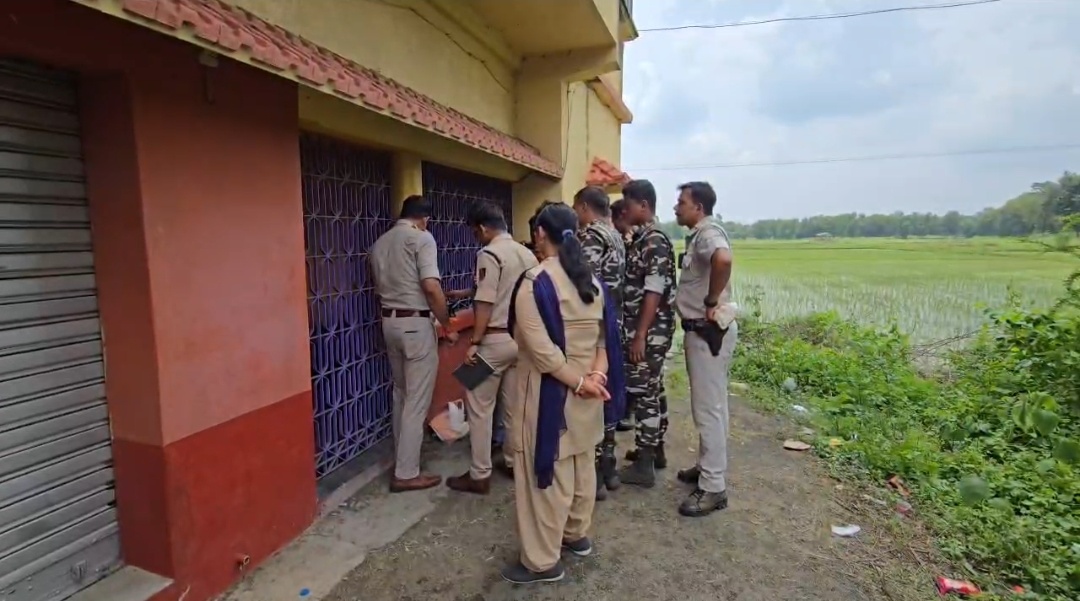 মিনার মণ্ডলের বাড়ির সাইট স্কেচ, পুলিশি তদন্তের স্বার্থে ডেউচায়  তৎপরতা
