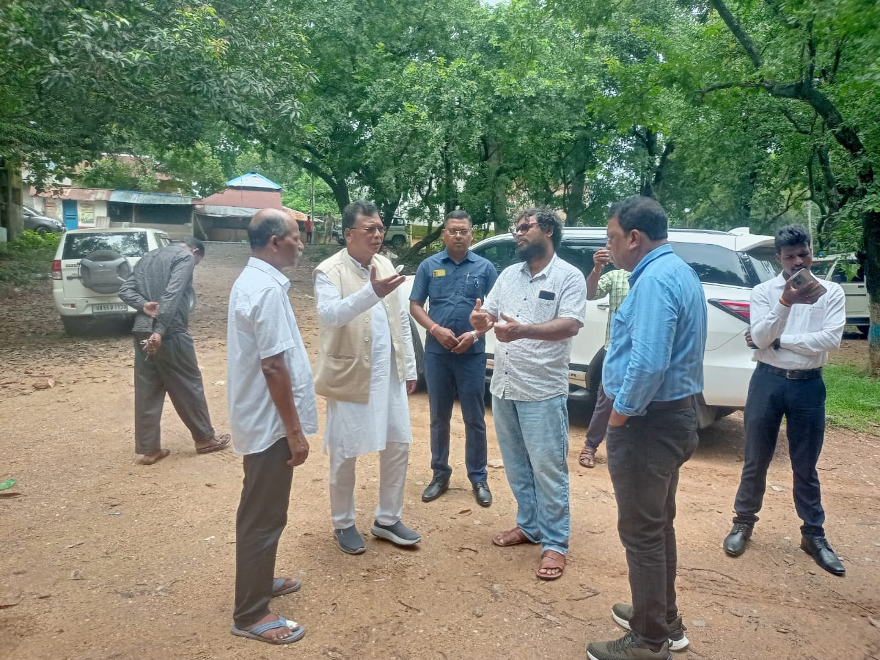 জঙ্গলমহলের ছেঁদাপাথরে শহীদ ক্ষুদিরাম বসুর মূর্তি স্থাপন,  বিশেষ উদ্যোগ মন্ত্রী ক্ষুদিরাম টুডু -র