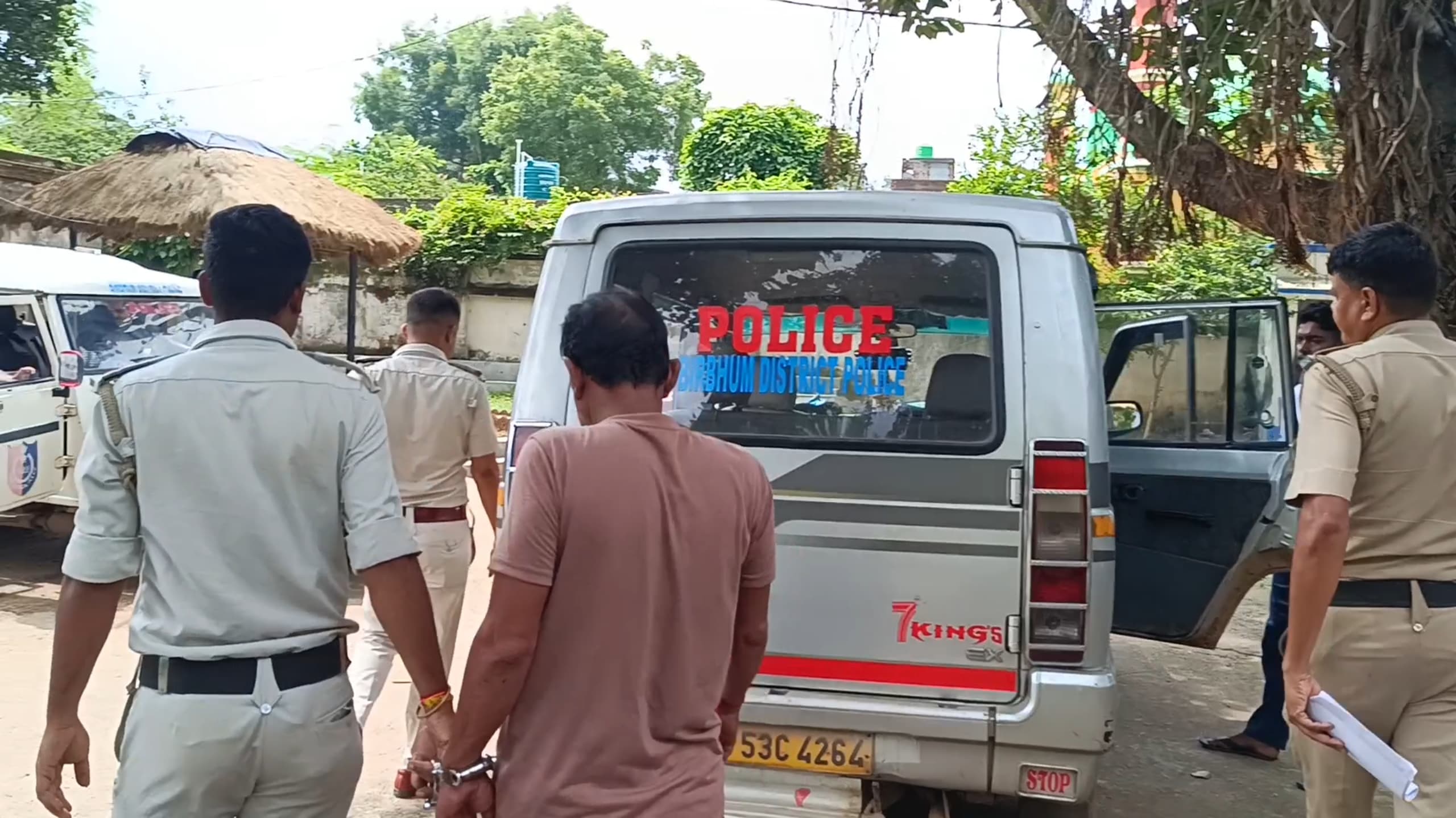 রাজনগরে এক কোটি টাকার জাল লটারির টিকিট উদ্ধার, গ্রেফতার এক,  গোডাউন সিল করলো পুলিশ