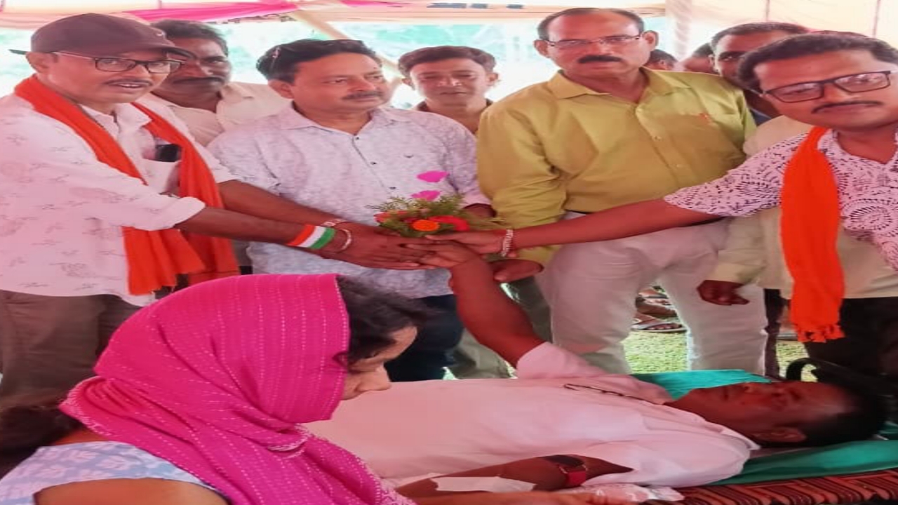 তালডাংরা এক নম্বর মন্ডলের উদ্যোগে স্বেচ্ছায় রক্তদান শিবির।