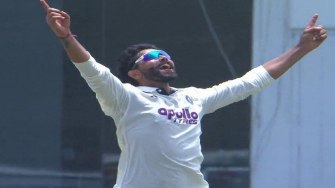 ৩৫০ উইকেটের মাইলফলক স্পর্শ রবীন্দ্র জাদেজার।