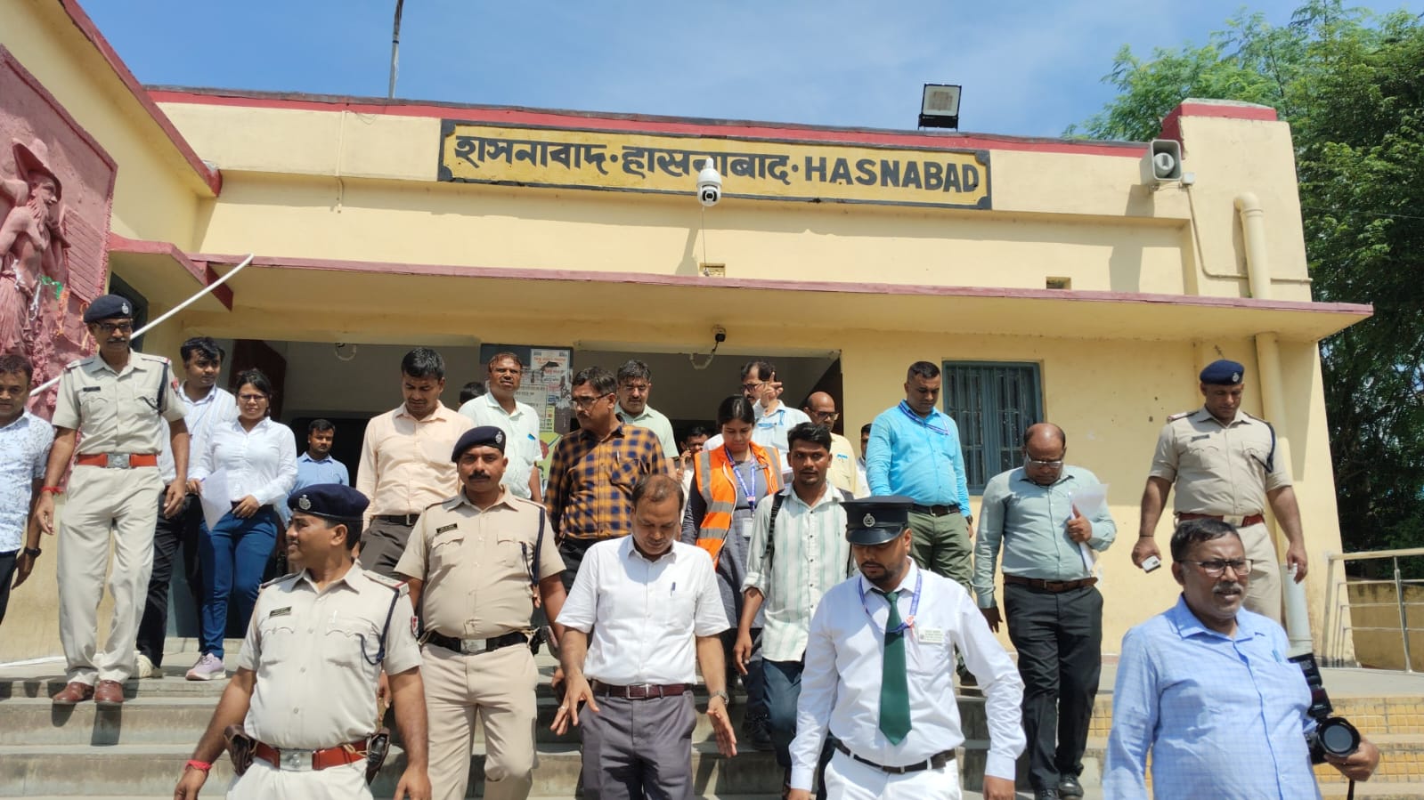 হাসনাবাদ শাখায় শিয়ালদহ ডিভিশনের ডিআরএম, ডবল লাইন ও রেল ওভারব্রিজের দাবিতে আশ্বাস