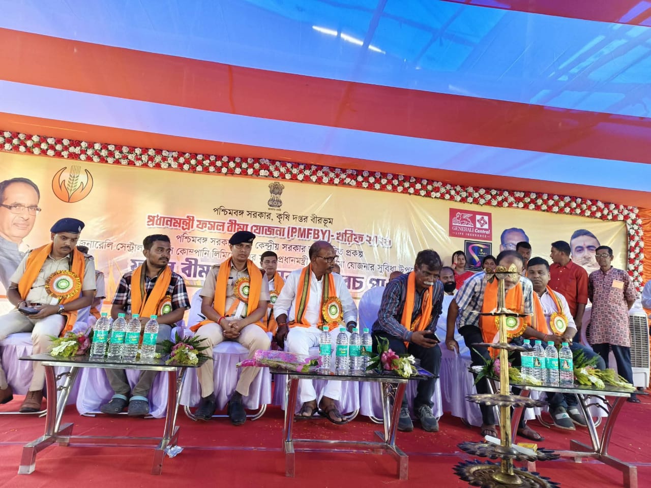 প্রধানমন্ত্রী ফসল বীমা যোজনা নিয়ে সচেতনতা শিবির, কৃষকদের উন্নত চাষাবাদের পরামর্শ কৃষিমন্ত্রী দুধকুমার মণ্ডলের