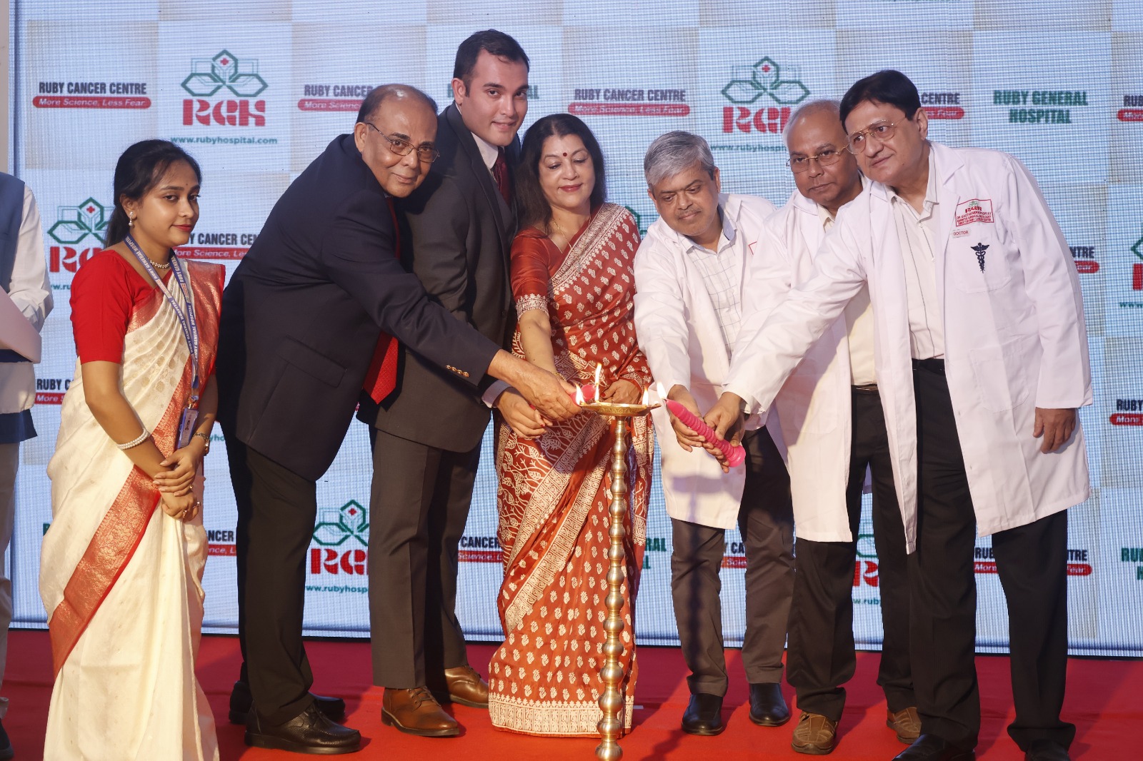 নতুন মডুলার ও রোবোটিক অপারেশন থিয়েটারের মাধ্যমে অস্ত্রোপচার পরিষেবায় নতুন মাত্রা আনলো রুবি জেনারেল হাসপাতাল