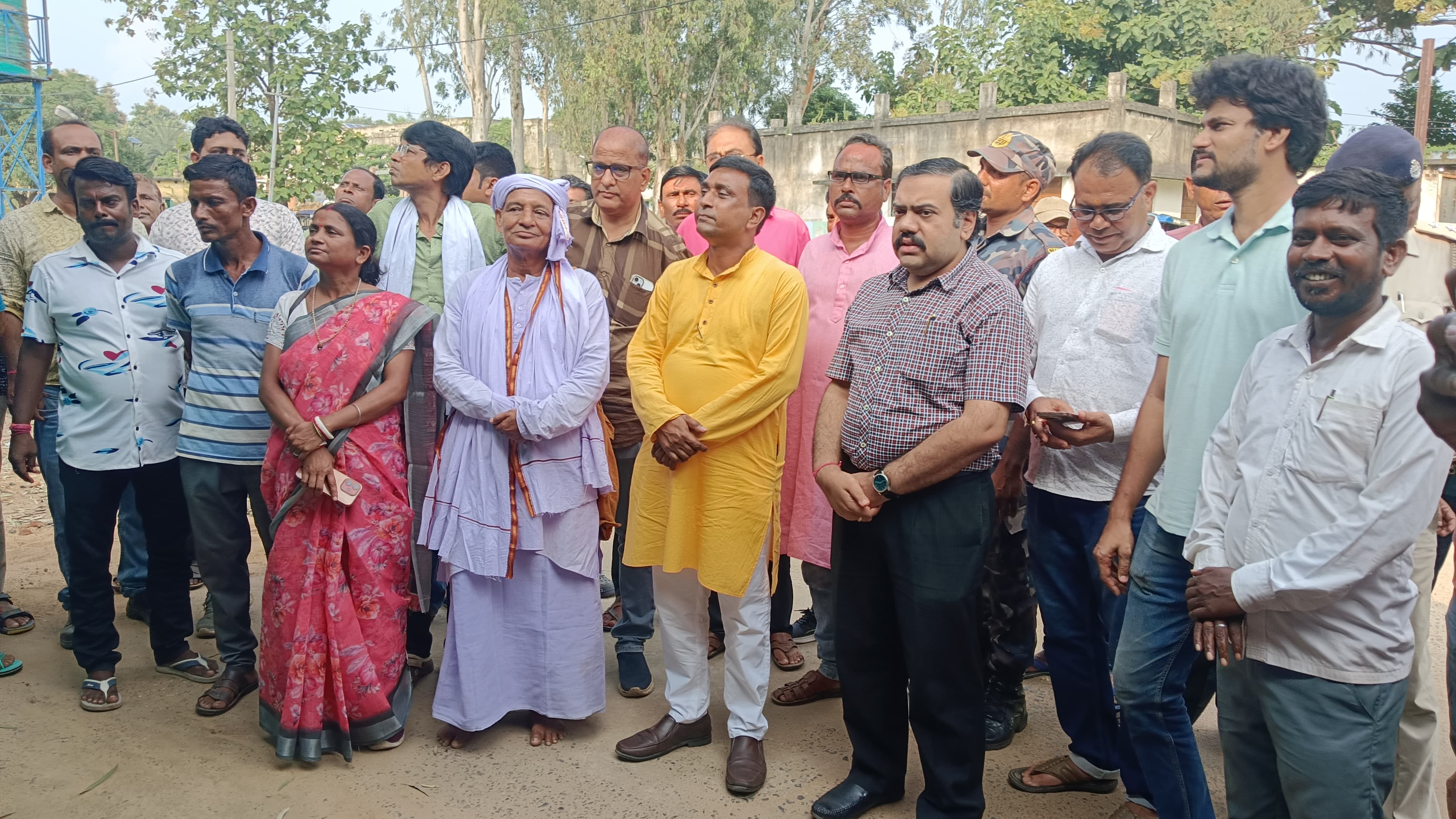 বিধায়কের উদ্যোগে নাকড়াকোন্দা ব্লক প্রাথমিক স্বাস্থ্যকেন্দ্রে জেনারেটর উদ্বোধন,বিদ্যুৎ বিচ্ছিন্ন হলেও এবার সচল থাকবে স্বাস্থ্য পরিষেবা, মিটবে দীর্ঘদিনের সমস্যা