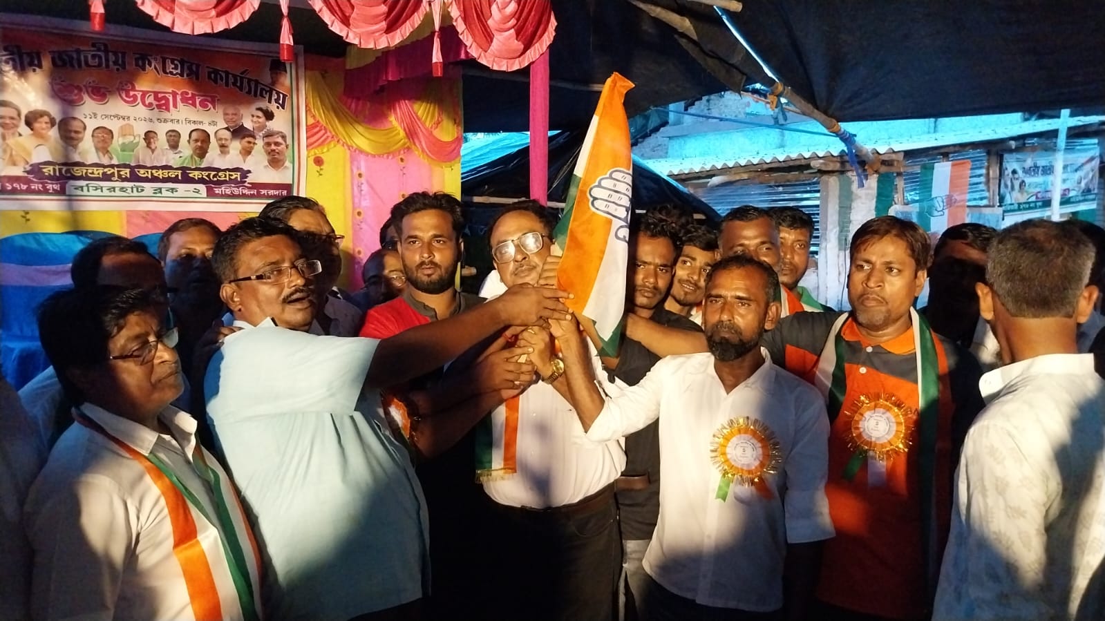 তৃণমূল, সিপিএম ও আইএসএফ ছেড়ে কংগ্রেসে যোগ ২৫০ নেতা-কর্মীর