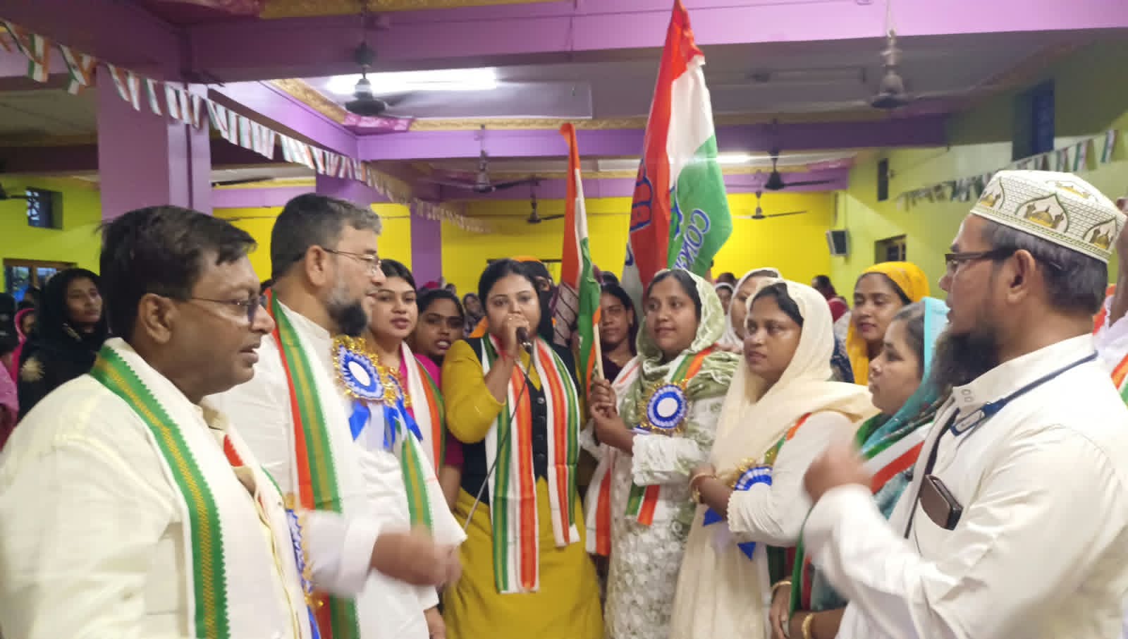 নবনির্বাচিত জেলা সভাপতি হতেই বড় ভাঙন, বাম-তৃণমূল-আইএসএফ ছেড়ে কংগ্রেসে ৫ শতাধিক নেতা-কর্মী